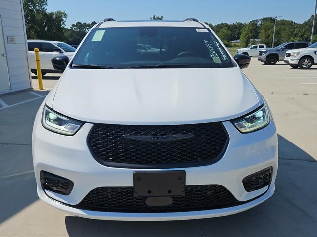 2025 Chrysler Pacifica PACIFICA LIMITED