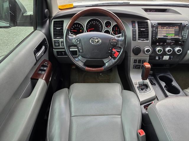 2011 Toyota Sequoia Platinum 5.7L V8