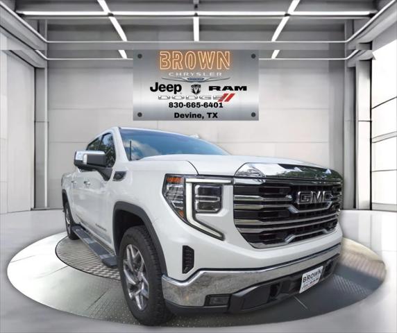 2023 GMC Sierra 1500 4WD Crew Cab Short Box SLT