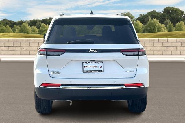 2025 Jeep Grand Cherokee GRAND CHEROKEE LAREDO X 4X4