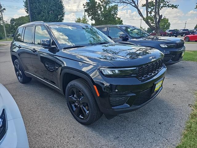 2025 Jeep Grand Cherokee GRAND CHEROKEE ALTITUDE X 4X4