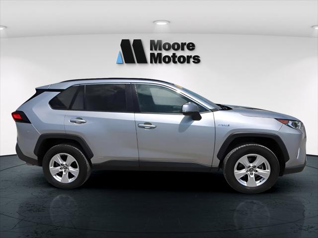 2021 Toyota RAV4 Hybrid XLE