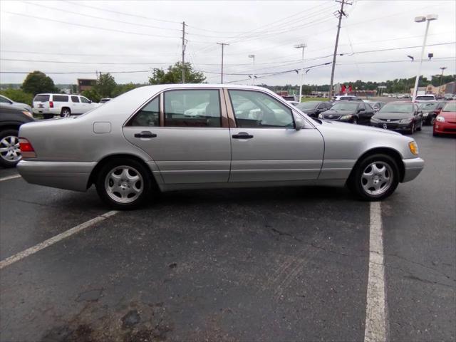 1997 Mercedes-Benz S 320 Base LWB