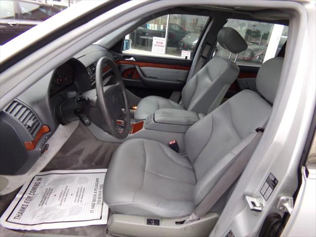 1997 Mercedes-Benz S 320 Base LWB