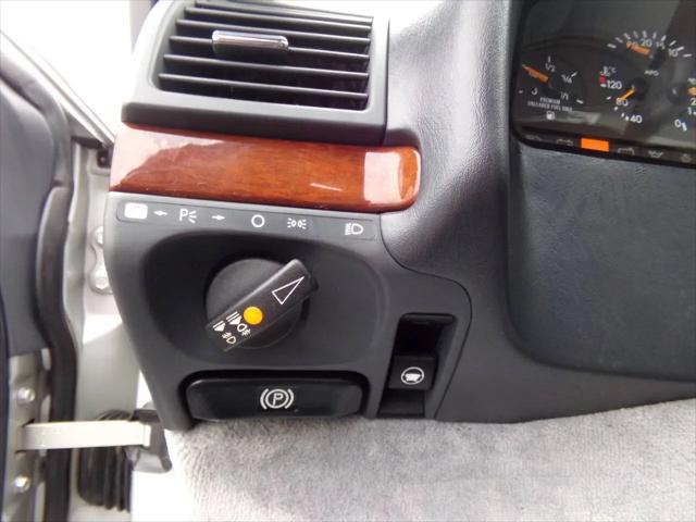 1997 Mercedes-Benz S 320 Base LWB
