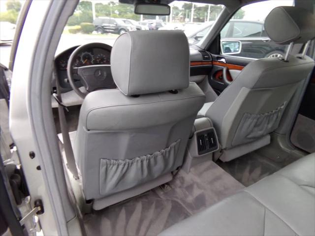 1997 Mercedes-Benz S 320 Base LWB