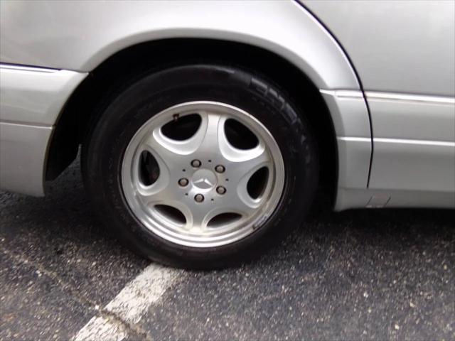 1997 Mercedes-Benz S 320 Base LWB