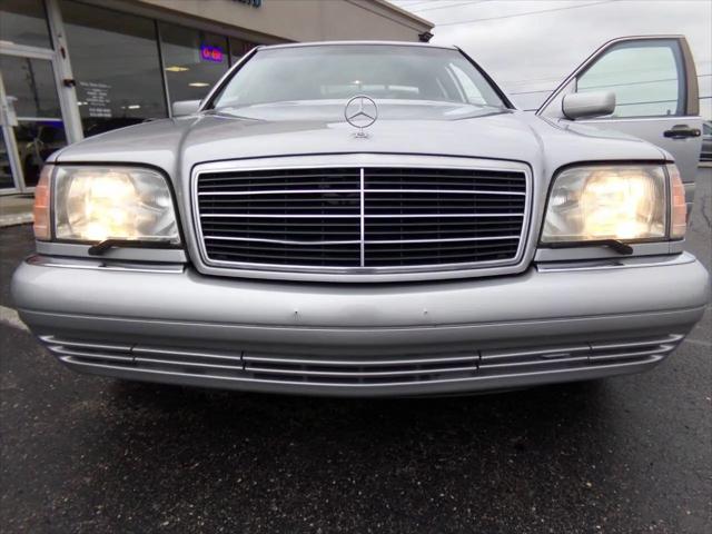 1997 Mercedes-Benz S 320 Base LWB