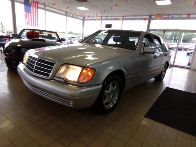 1997 Mercedes-Benz S 320 Base LWB