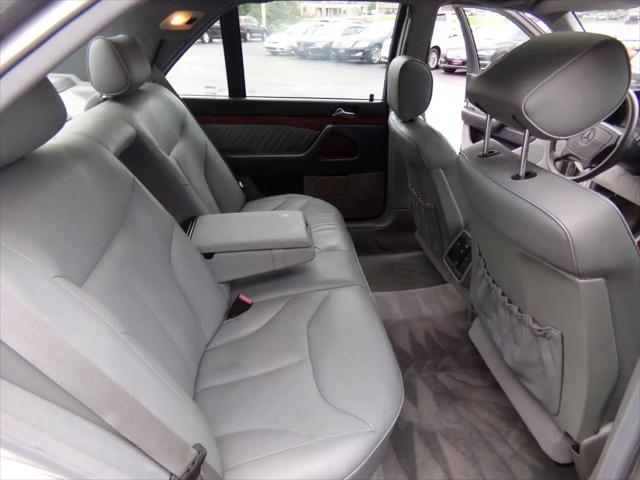 1997 Mercedes-Benz S 320 Base LWB