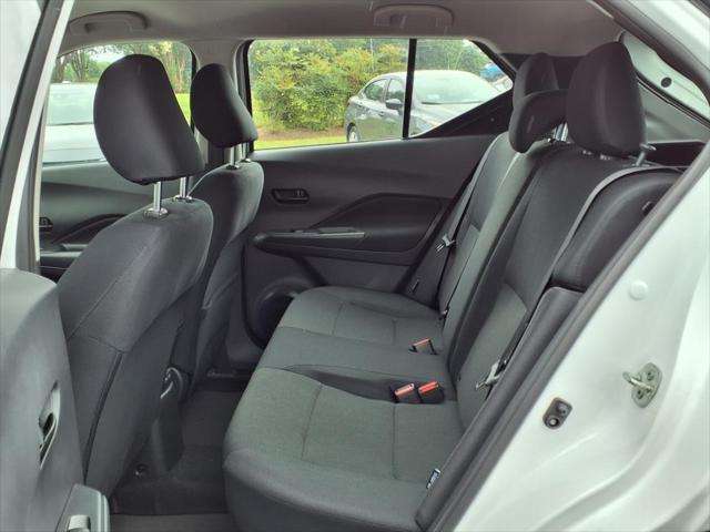 2025 Nissan Kicks S