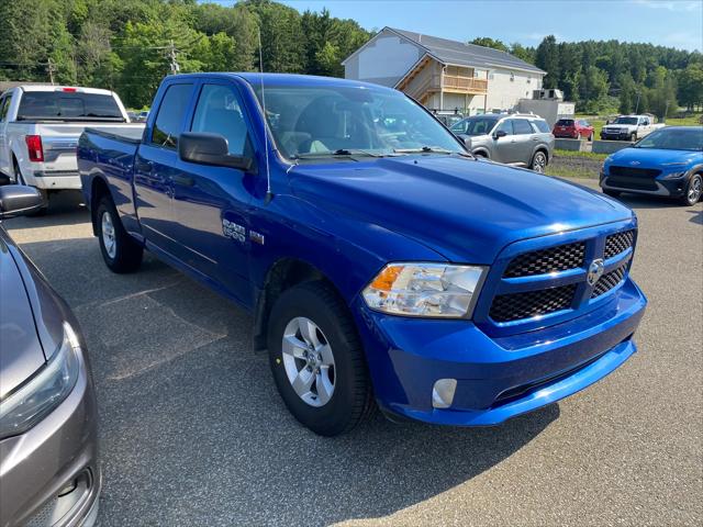 2017 RAM 1500 Express Quad Cab 4x4 64 Box