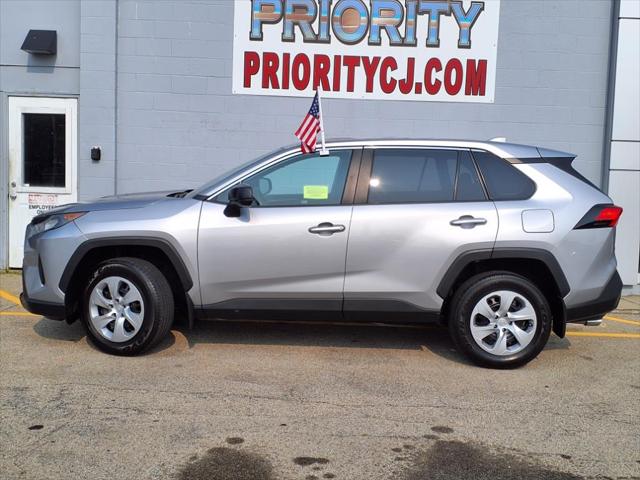 2022 Toyota RAV4 LE