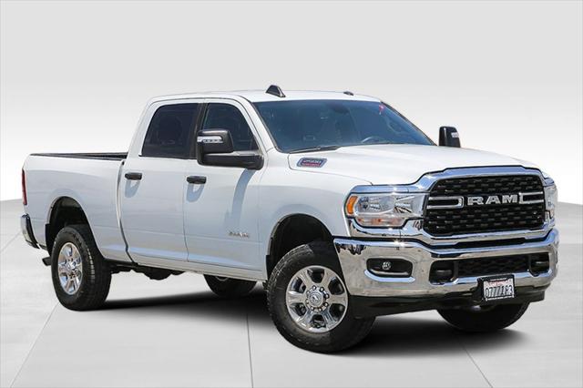 2024 RAM 2500 Big Horn Crew Cab 4x4 64 Box