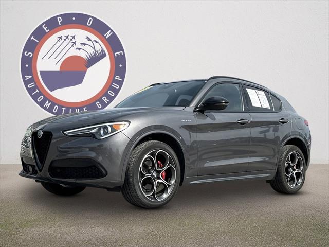 2023 Alfa Romeo Stelvio Veloce AWD 2023 Alfa Romeo Stelvio Veloce AWD