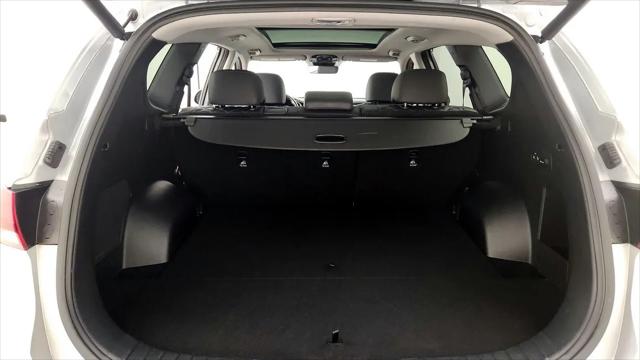 2022 Hyundai Santa Fe Hybrid SEL Premium