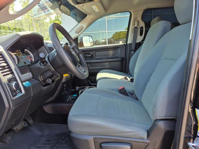 2018 RAM 3500 Tradesman Crew Cab 4x4 64 Box