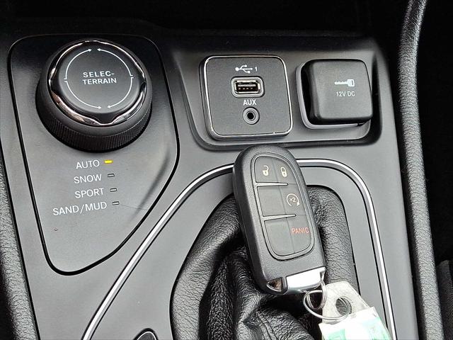 2022 Jeep Cherokee Latitude Lux 4x4