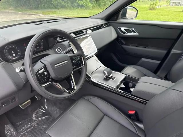 2026 Land Rover Range Rover Velar P250 Dynamic SE
