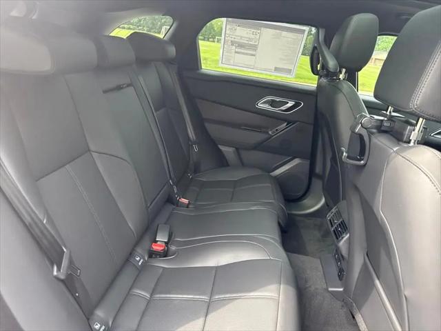 2026 Land Rover Range Rover Velar P250 Dynamic SE