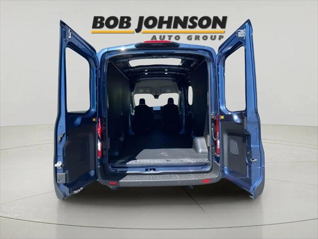 2025 Ford Transit Cargo Van T-150