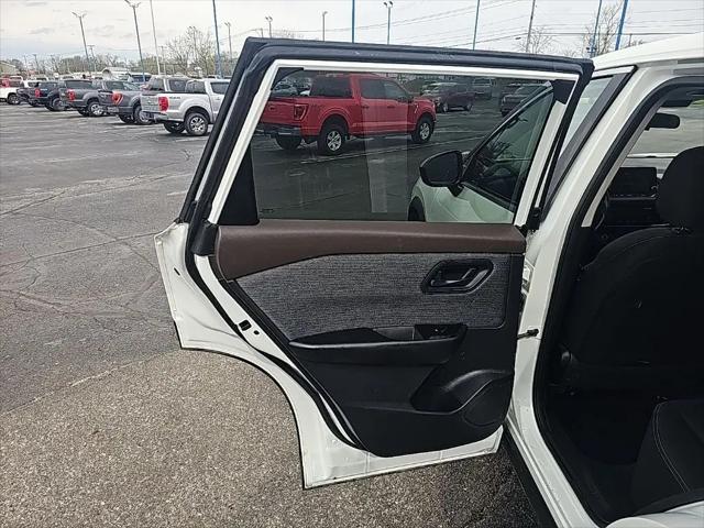 2023 Nissan Rogue S FWD