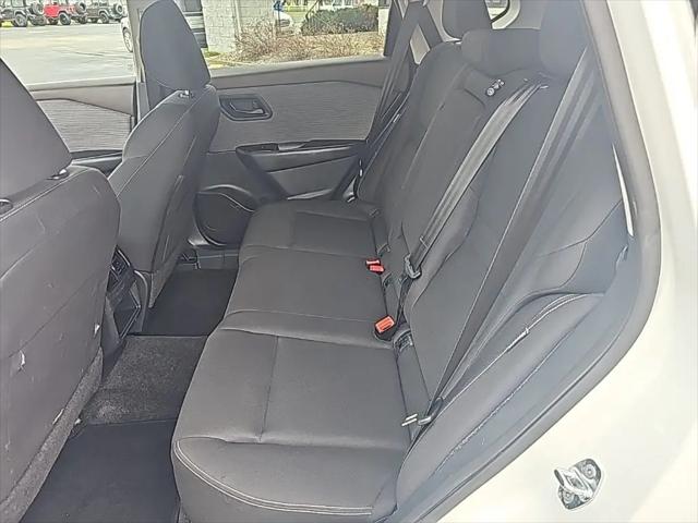 2023 Nissan Rogue S FWD