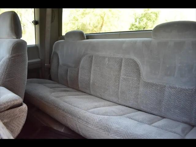 1998 Chevrolet 3500 HD Fleetside