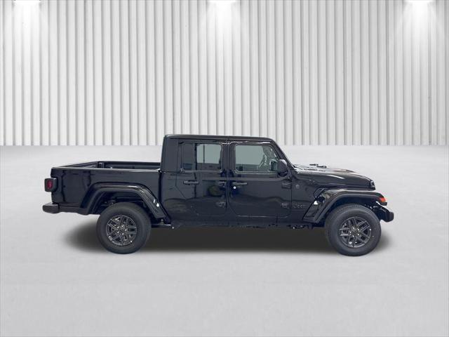 2025 Jeep Gladiator GLADIATOR SPORT S 4X4