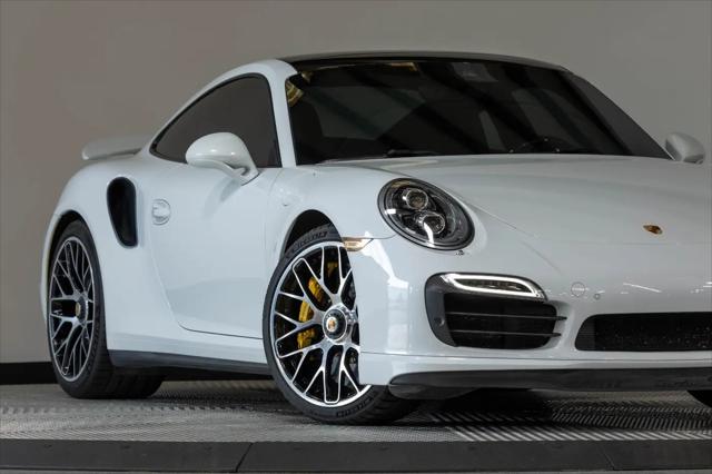 2015 Porsche 911 Turbo