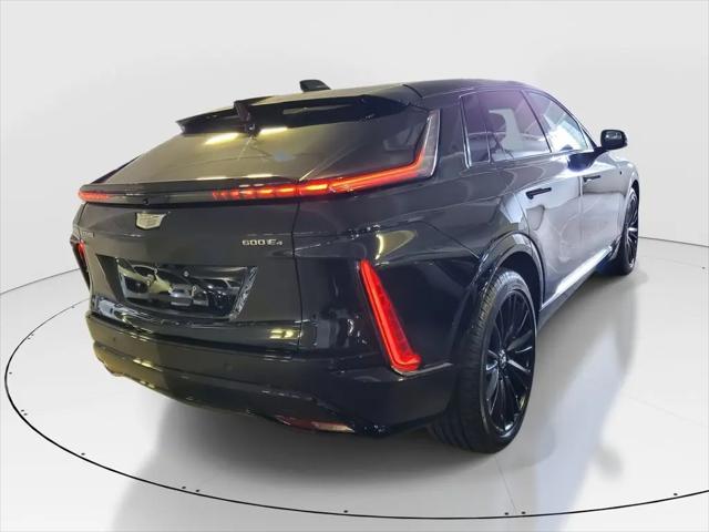 2025 Cadillac iQ Sport w/1SJ