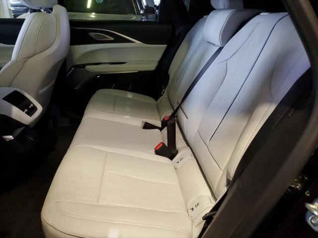 2025 Cadillac iQ Sport w/1SJ