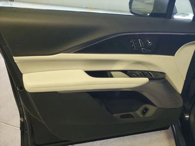 2025 Cadillac iQ Sport w/1SJ
