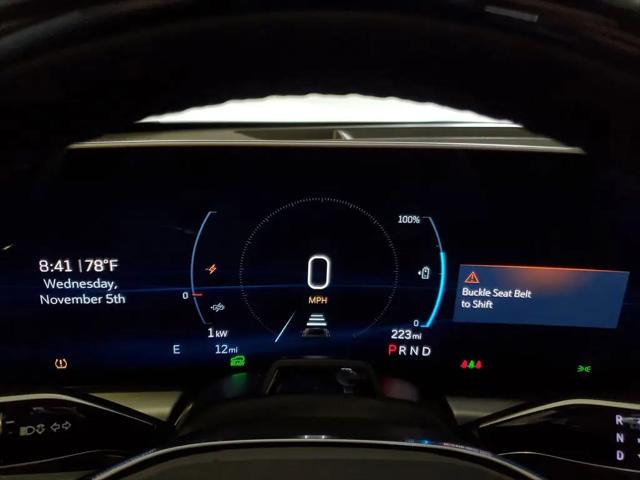 2025 Cadillac iQ Sport w/1SJ