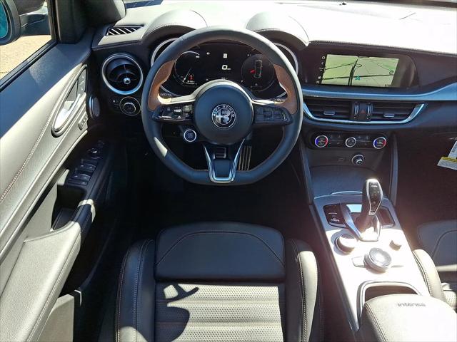 2025 Alfa Romeo Stelvio Sprint AWD