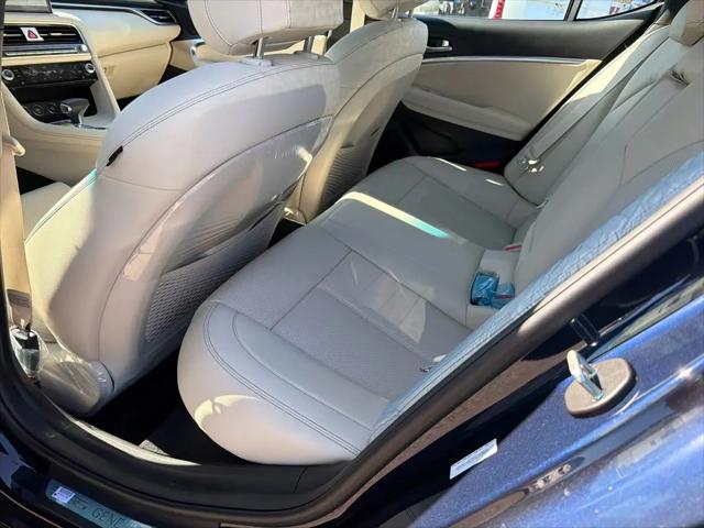 2026 Genesis G70 2.5T RWD