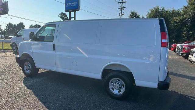 2025 Chevrolet Express Cargo Van RWD 2500 Regular Wheelbase WT