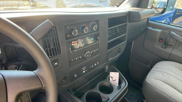 2025 Chevrolet Express Cargo Van RWD 2500 Regular Wheelbase WT