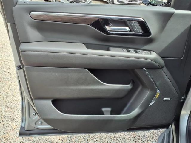 2025 Chevrolet Tahoe 4WD Premier