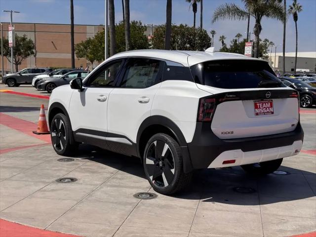 2025 Nissan Kicks SR FWD