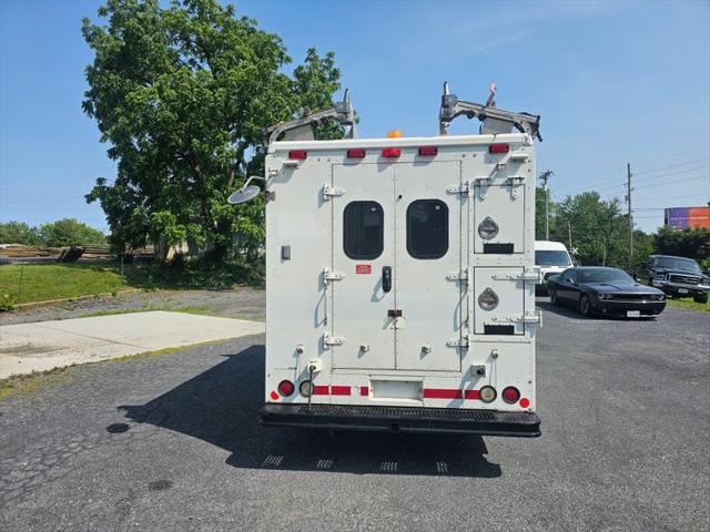2008 Chevrolet Express Cutaway Work Van