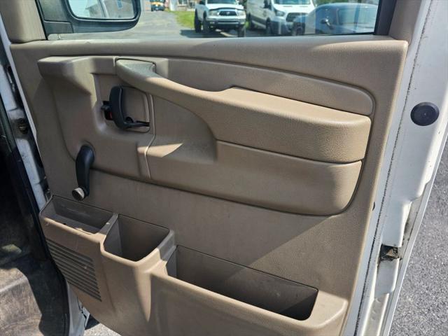 2008 Chevrolet Express Cutaway Work Van