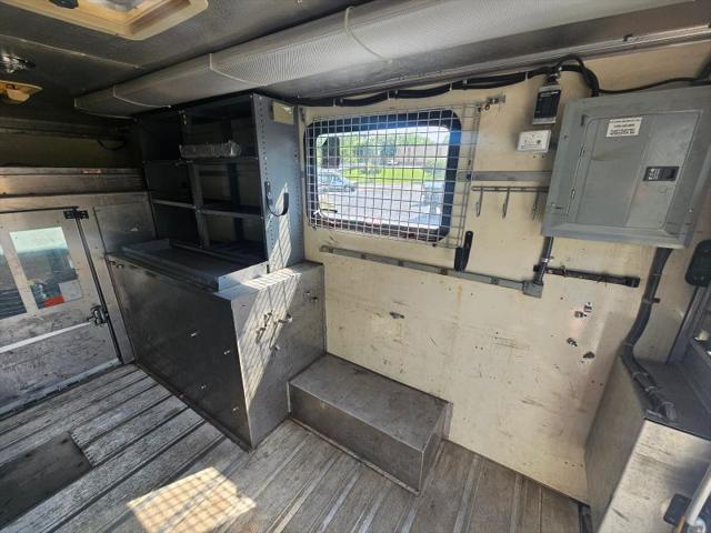 2008 Chevrolet Express Cutaway Work Van