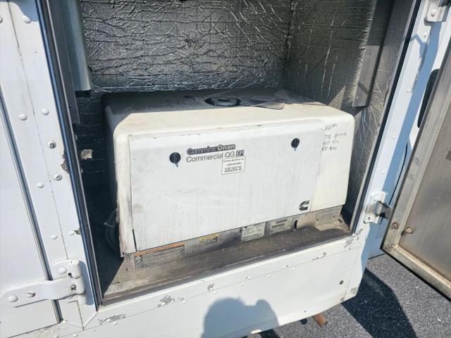 2008 Chevrolet Express Cutaway Work Van