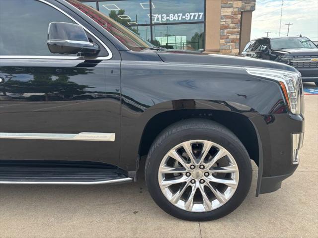 2019 Cadillac Escalade Luxury