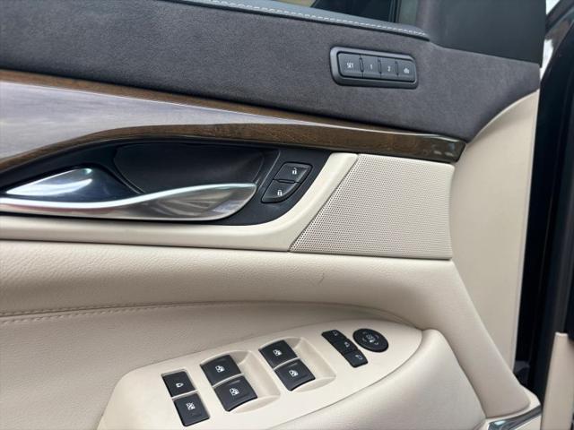 2019 Cadillac Escalade Luxury