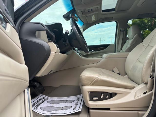 2019 Cadillac Escalade Luxury