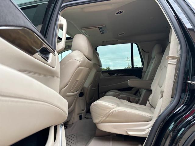 2019 Cadillac Escalade Luxury