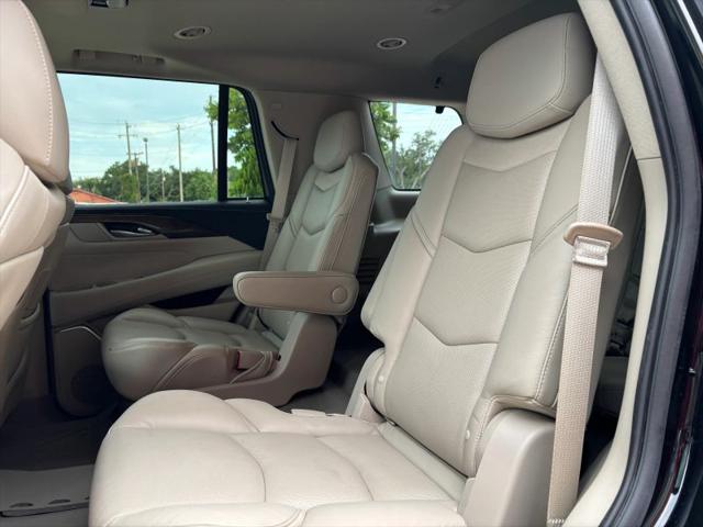 2019 Cadillac Escalade Luxury