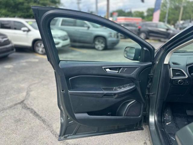 2023 Ford Edge SE